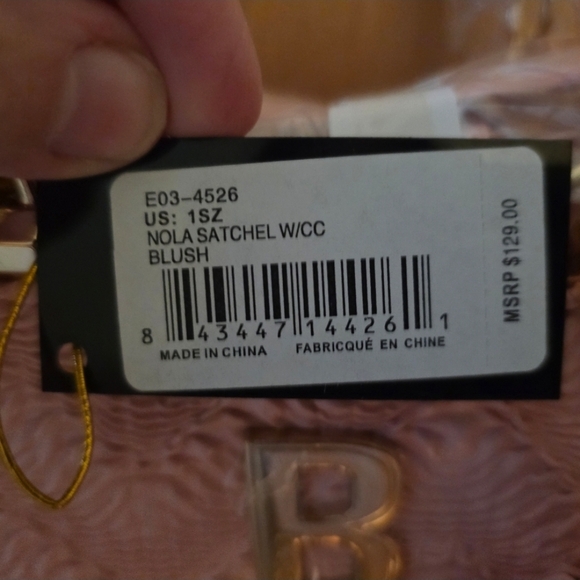 Elegant BEBE Pink Handbag W/gold Hardware - Picture 6 of 6